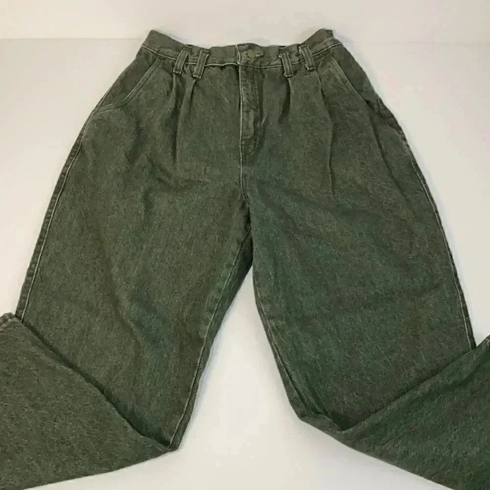 Vintage Props Mom Jeans 